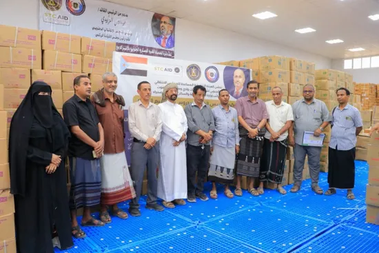 انتقالي وادي حضرموت يوزع شحنة من المحاليل الوريدية على المستشفيات