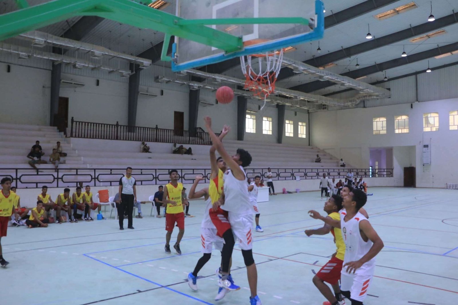 برعاية انتقالي وادي حضرموت.. انطلاق بطولة كرة السلة للشباب في مديريات الوادي والصحراء