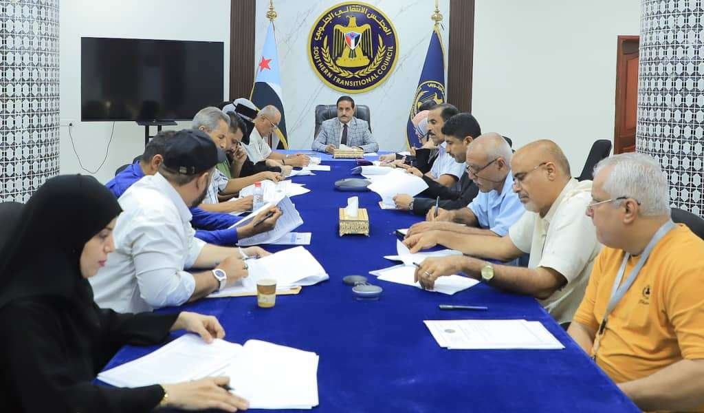 الأمانة العامة تناقش تقرير المشهد الاقتصادي في محافظات الجنوب خلال النصف الأول من شهر يوليو الجاري