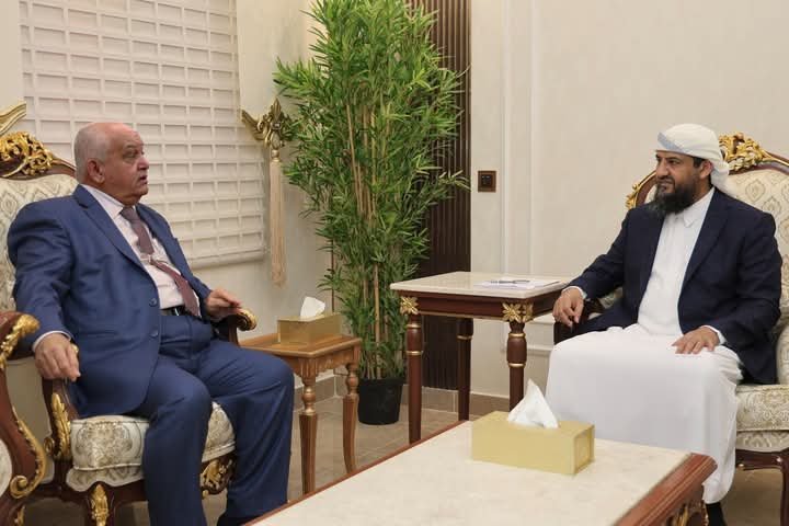 خلال لقائه وزير الخدمة المدنية والتأمينات “المحرّمي” يوجّه بتسريع صرف العلاوات لموظفي الدولة