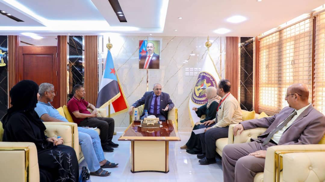 الكثيري يبحث مع منظمة أطباء بلا حدود توسيع تدخلاتها الطبية في محافظات الجنوب