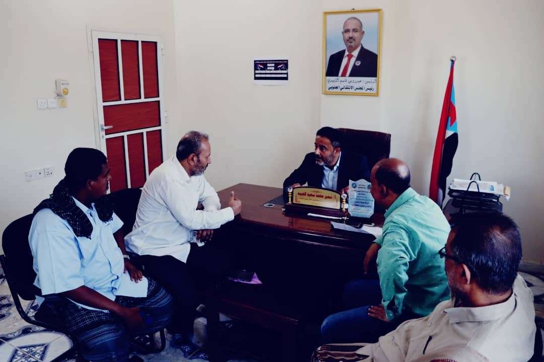 رئيس تنفيذية انتقالي أبين يلتقي مدير عام مكتب الصحة والسكان بالمحافظة وقيادة السلطة المحلية بمودية