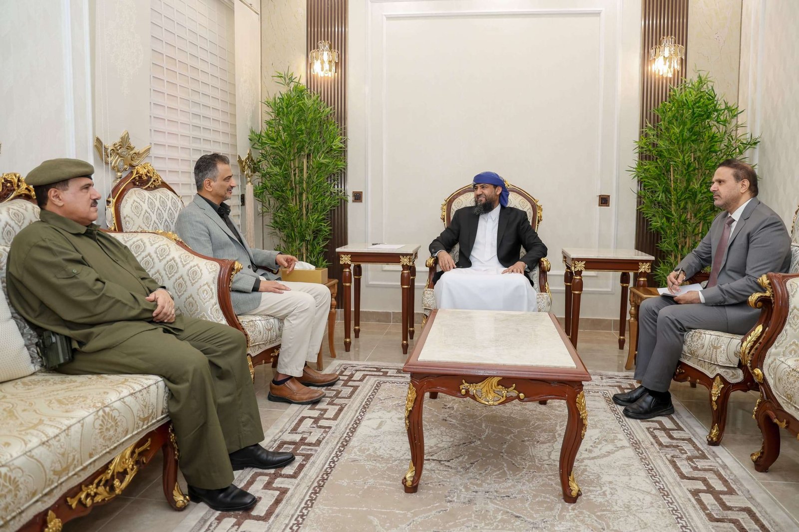 المحرّمي يناقش مع قيادات عدن التحديات الأمنية والخدمية وسبل تجاوزها