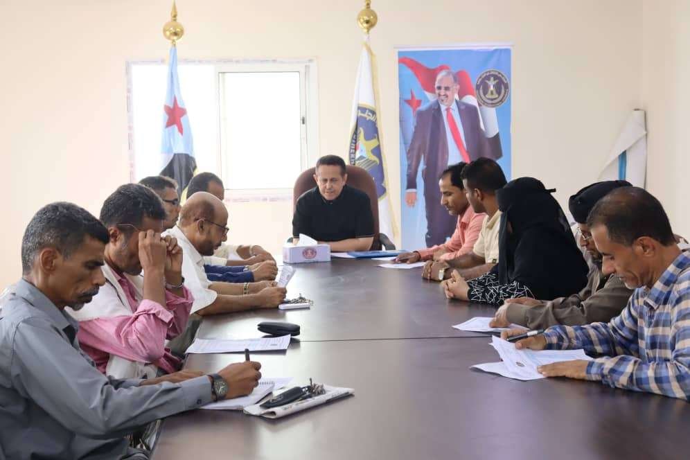 تنفيذية انتقالي لحج تناقش الأوضاع الاقتصادية والأمنية بالمحافظة