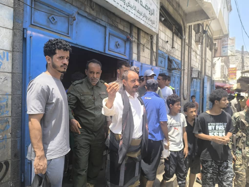 الأجهزة الأمنية ومكتب الصناعة بالتواهي تواصل حملات ضبط الأسعار بحزم لا تهاون مع المخالفين