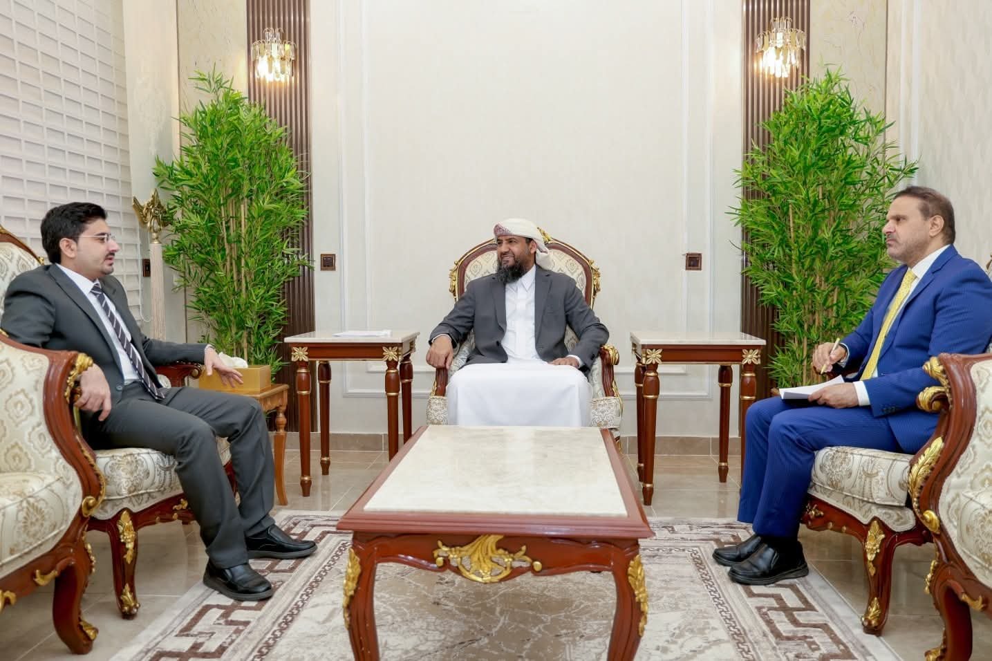 المحرّمي يطّلع على خطط وزارة المياه في تطوير الخدمات وتعزيز البنية التحتية