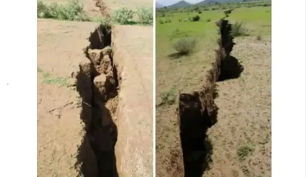 انشقاق أرضي مفاجئ في قاع الحقل – ضوران آنس بـ ذمار اليمنية