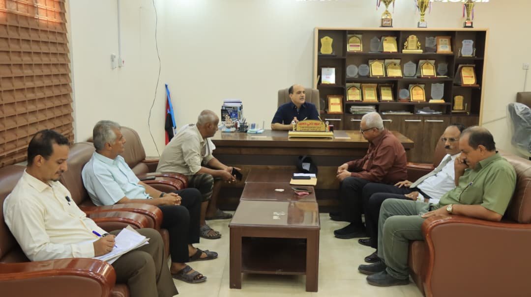 مدير عام دارسعد يلتقي رئيس ونائب لجنة الدفاع والأمن في مجلس المستشارين للانتقالي