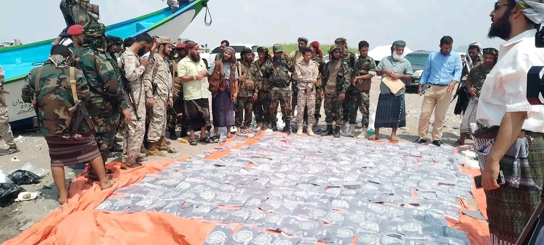 الحملة الأمنية المشتركة تضبط كمية كبيرة من المخدرات في ساحل رأس العارة بمحافظة لحج