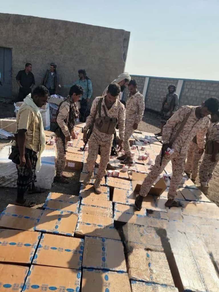 الحملة الأمنية المشتركة تضبط مليونًا وثمانين ألف حبة مخدرة في رأس العارة الحملة الأمنية المشتركة تضبط مليونًا وثمانين ألف حبة مخدرة في رأس العارة