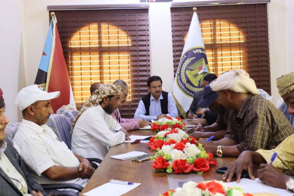 تنفيذية انتقالي سقطرى تعقد اجتماعها الدوري وتشيد بنجاح احتفالات ذكرى ثورة 14 أكتوبر تنفيذية انتقالي سقطرى تعقد اجتماعها الدوري وتشيد بنجاح احتفالات ذكرى ثورة 14 أكتوبر