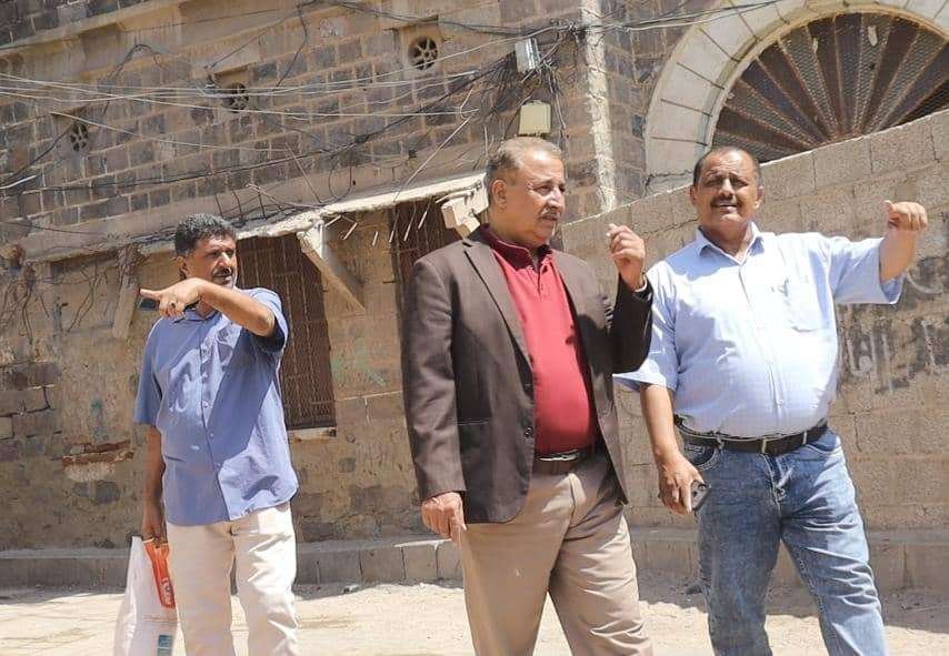 فريق التوجيه والرقابة الرئاسي يتفقد قصور السلطنة العبدلية التاريخية بمحافظة لحج فريق التوجيه والرقابة الرئاسي يتفقد قصور السلطنة العبدلية التاريخية بمحافظة لحج