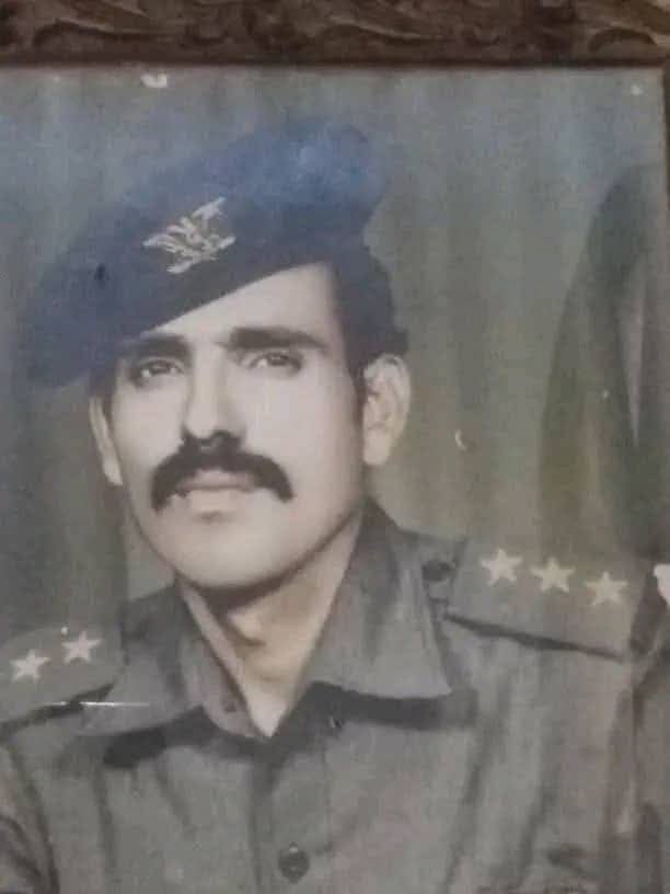 انتقالي سرار والسلطة المحلية بالمديرية يعزيان في وفاة الشخصية العسكرية البارزة العميد ركن حسن العمري