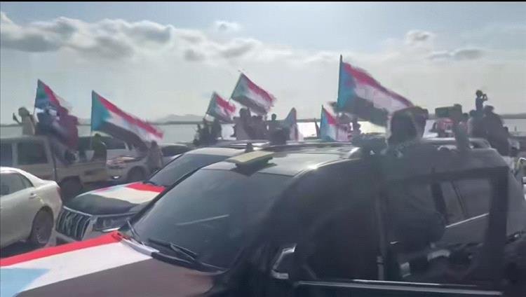 مسيرة حاشدة بالعاصمة عدن احتفالاً بذكرى ثورة 14 أكتوبر