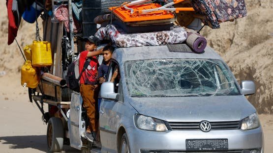 تطور منخفض بحر العرب إلى عاصفة إعصارية