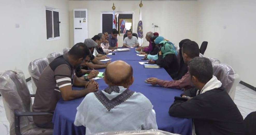 تنفيذية انتقالي لحج تستعرض الترتيبات النهائية للاحتفاء بذكرى عيد الاستقلال الوطني 30 نوفمبر تنفيذية انتقالي لحج تستعرض الترتيبات النهائية للاحتفاء بذكرى عيد الاستقلال الوطني 30 نوفمبر