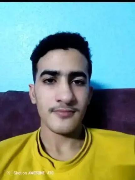 فاجعة تهز محافظة إب .. شاب ينهي حياته بإطلاق النار على نفسه بشكل مفاجئ