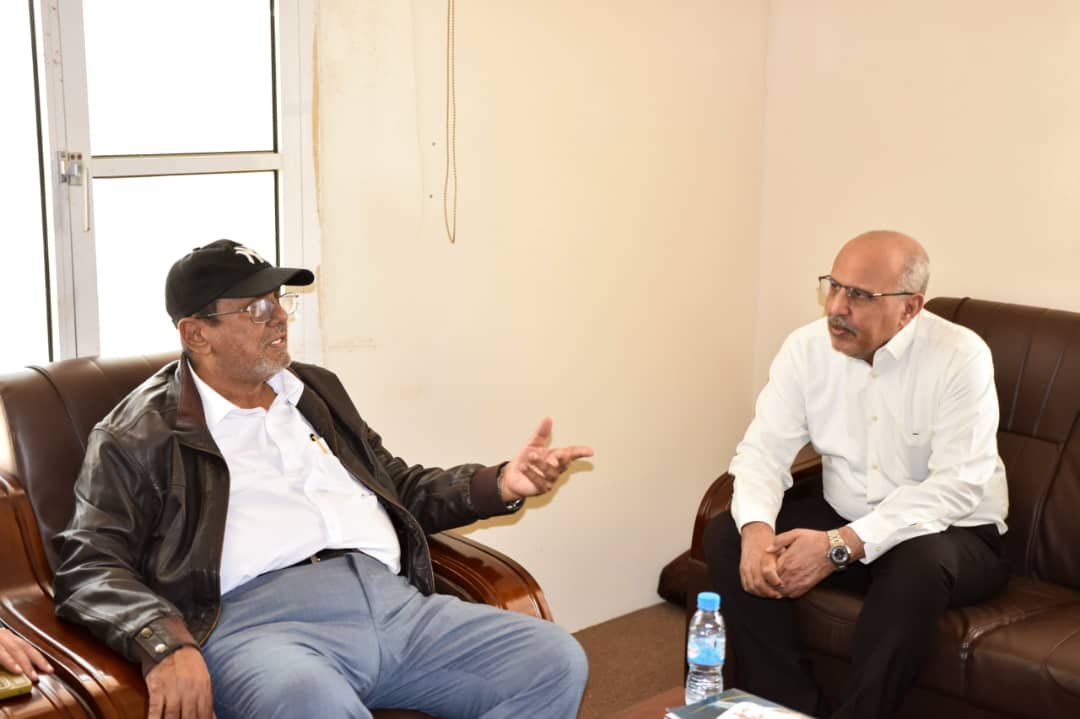 الكثيري يؤكد دعم المجلس الانتقالي لجهود تطوير الخدمات الملاحية في مطاري الريان وسيئون الكثيري يؤكد دعم المجلس الانتقالي لجهود تطوير الخدمات الملاحية في مطاري الريان وسيئون