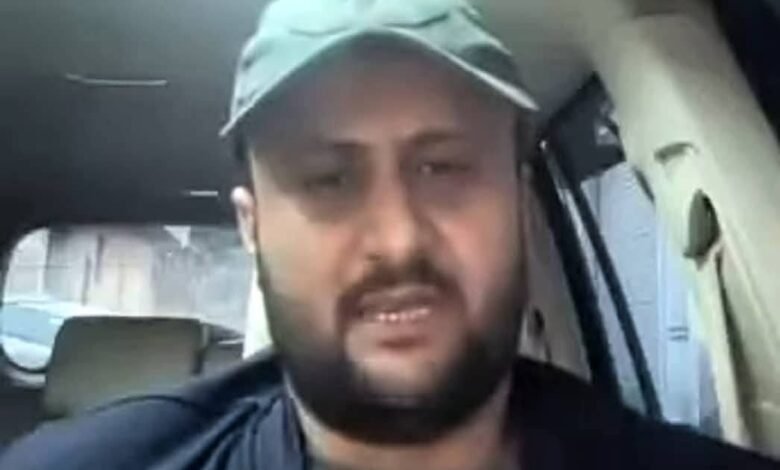 أمجد خالد يعلن التحاقه بالحوثيين في صنعاء