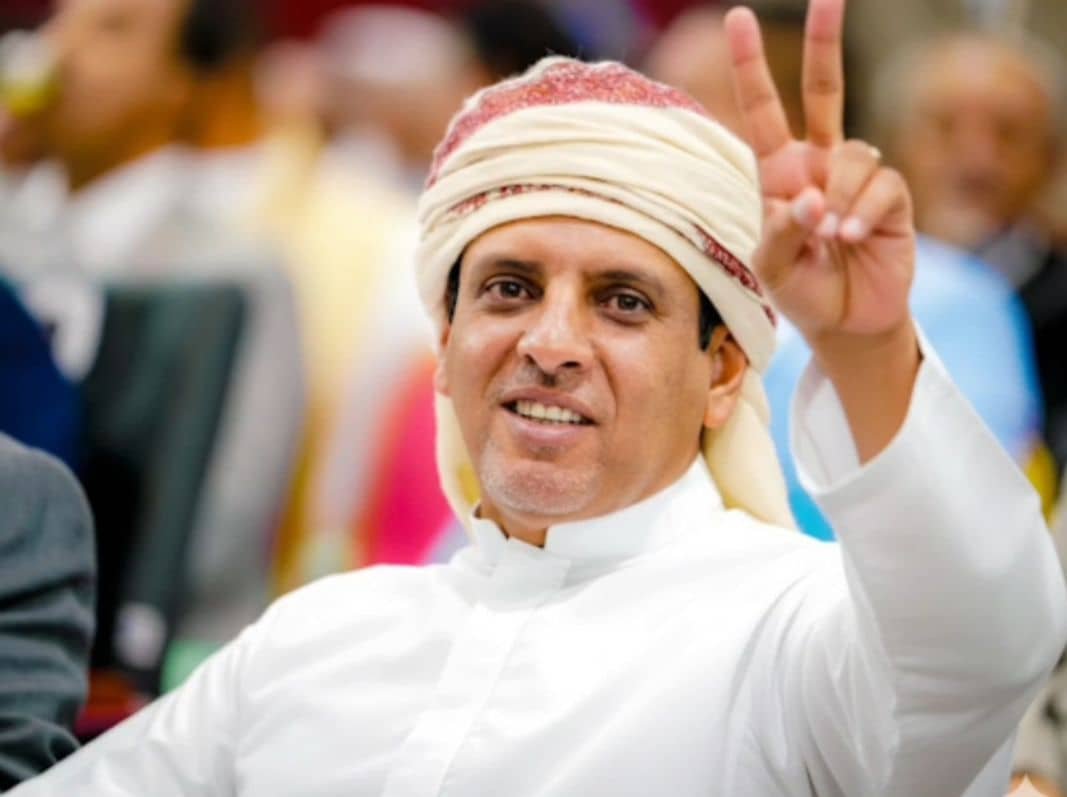 احتفل ابناؤها بعيد نوفمبر ودخول القوات الجنوبية.. كيف استقبل الشيخ باكريت القوات المسلحة الجنوبية وكيف تعامل مع القيادات الشمالية..؟ احتفل ابناؤها بعيد نوفمبر ودخول القوات الجنوبية.. كيف استقبل الشيخ باكريت القوات المسلحة الجنوبية وكيف تعامل مع القيادات الشمالية..؟