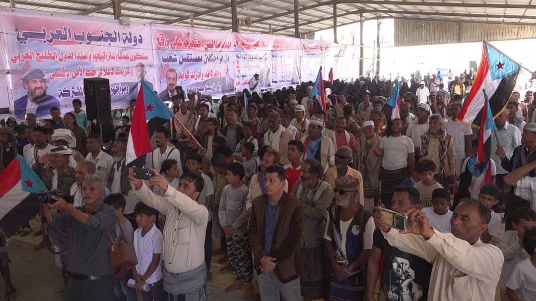 الاحتشاد مستمر في مخيم اعتصام زنجبار دعماً لمطلب إعلان دولة الجنوب العربي