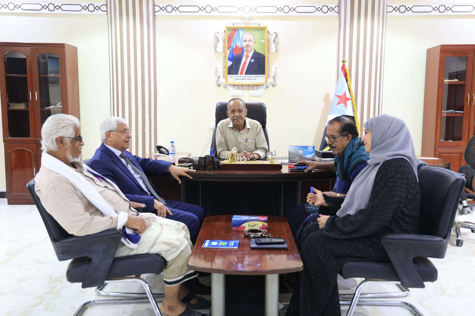 فريق التوجيه والرقابة الرئاسي يلتقي قائد المنطقة العسكرية الثانية