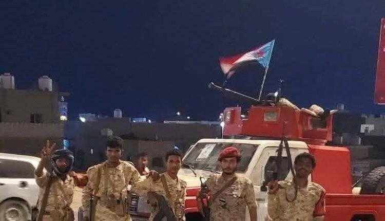 القوات المسلحة الجنوبية تبسط سيطرتها على المهرة وتتسلم المواقع العسكرية والمرافق السيادية القوات المسلحة الجنوبية تبسط سيطرتها على المهرة وتتسلم المواقع العسكرية والمرافق السيادية