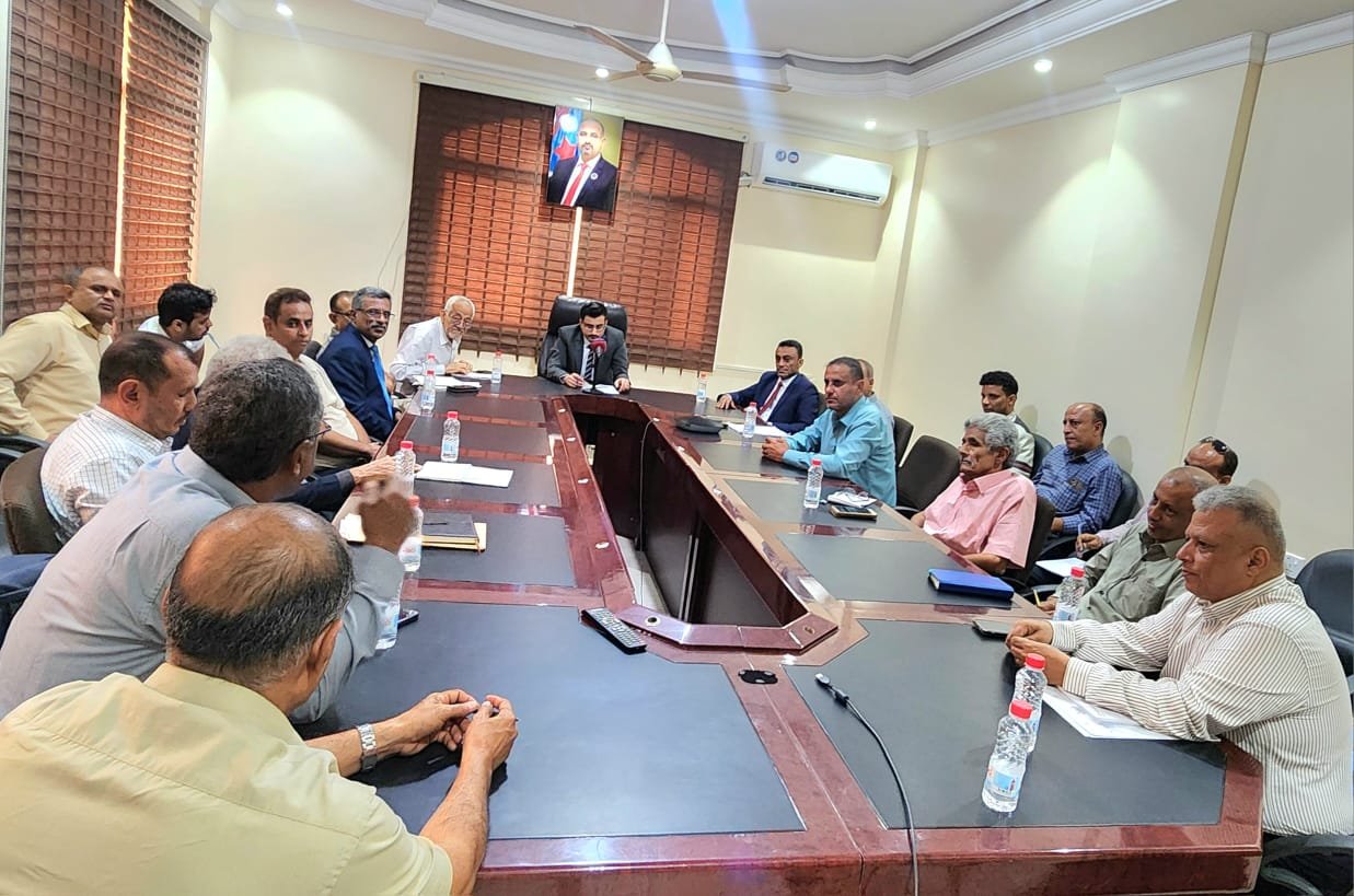 وزارة المياه والبيئة تؤكد دعمها للمجلس الانتقالي ومطالب شعب الجنوب في الحرية والاستقلال وزارة المياه والبيئة تؤكد دعمها للمجلس الانتقالي ومطالب شعب الجنوب في الحرية والاستقلال