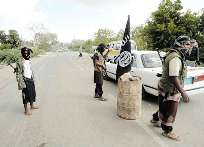 مصادر : سقوط وادي عومران بيد عناصر من تنظيم القاعدة بعد انسحاب القوات الجنوبية مصادر : سقوط وادي عومران بيد عناصر من تنظيم القاعدة بعد انسحاب القوات الجنوبية