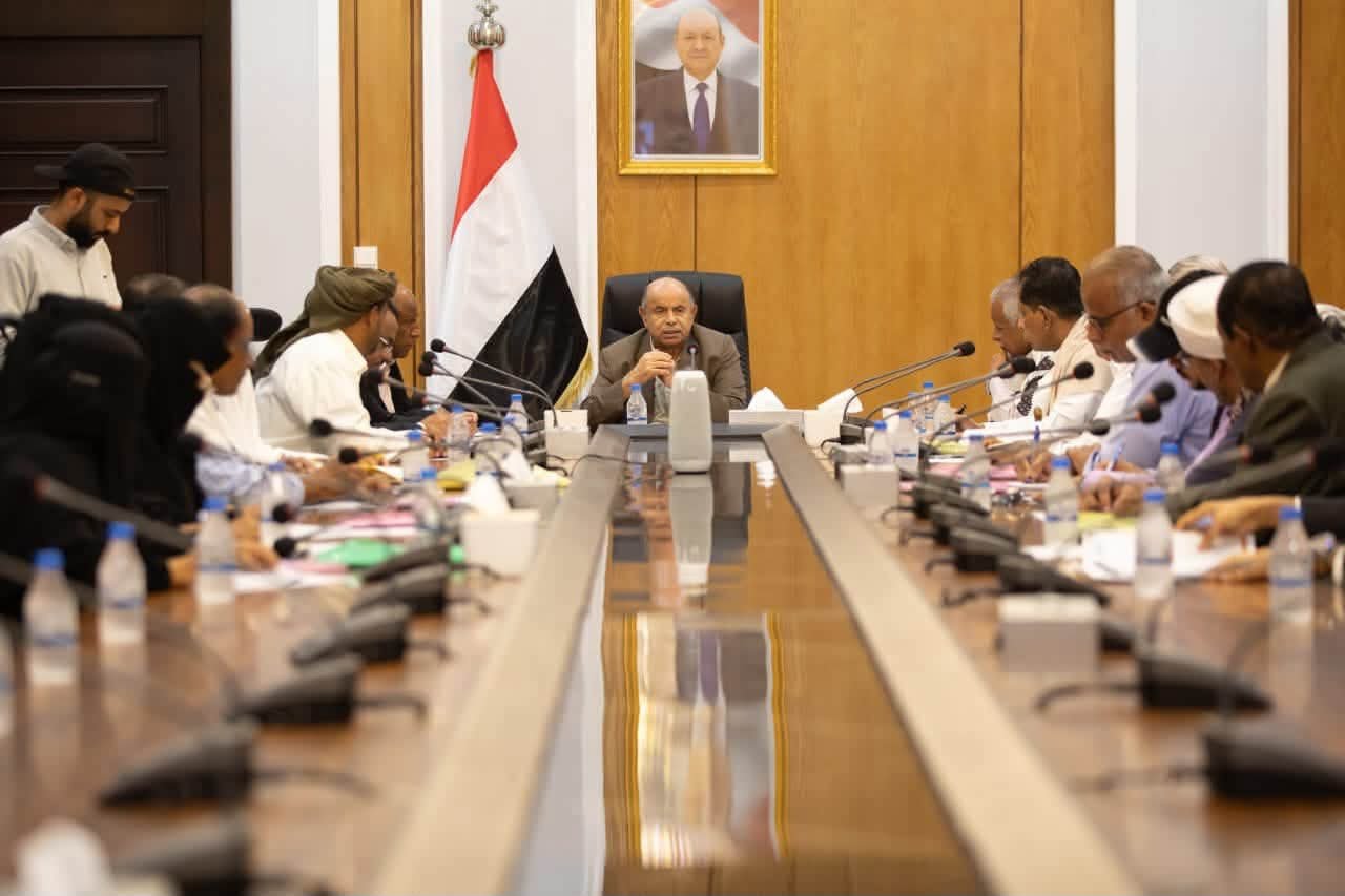 المجلس التنسيقي وحوش المجلس الاستشاري