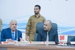عيدروس الزبيدي لم يرفع علم الجنوب في المعاشيق.. لماذا كل هذا الشطط على القائد المحرمي